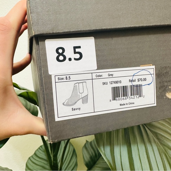 Jorē Savvy Heeled Boots - Picture 6 of 7